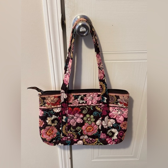✨retired print✨ Vera Bradley Flower Power Shoulder Bag - Picture 2 of 5